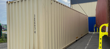 www.hz-containers.com www.hz-kontejnery.cz Új raktárkonténereket, lakókonténereket, Tengeri konténer 6 m, hajókonténer 12 m, LAKÓKONTÉNEREK, www.confoot.cz 5