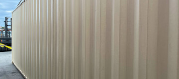 www.hz-containers.com www.hz-kontejnery.cz Új raktárkonténereket, lakókonténereket, Tengeri konténer 6 m, hajókonténer 12 m, LAKÓKONTÉNEREK, www.confoot.cz 6