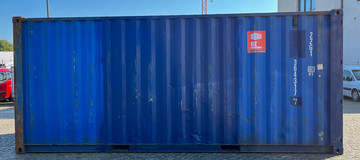 www.hz-containers.com www.hz-kontejnery.cz Új raktárkonténereket, lakókonténereket, Tengeri konténer 6 m, hajókonténer 12 m, LAKÓKONTÉNEREK, www.confoot.cz 2