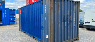 www.hz-containers.com www.hz-kontejnery.cz Új raktárkonténereket, lakókonténereket, Tengeri konténer 6 m, hajókonténer 12 m, LAKÓKONTÉNEREK, www.confoot.cz 3