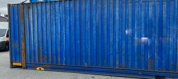www.hz-containers.com www.hz-kontejnery.cz Új raktárkonténereket, lakókonténereket, Tengeri konténer 6 m, hajókonténer 12 m, LAKÓKONTÉNEREK, www.confoot.cz 6