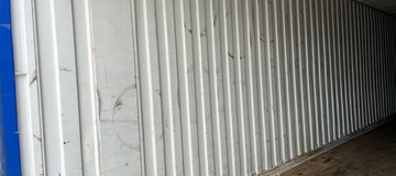 www.hz-containers.com www.hz-kontejnery.cz Új raktárkonténereket, lakókonténereket, Tengeri konténer 6 m, hajókonténer 12 m, LAKÓKONTÉNEREK, www.confoot.cz 11