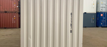 www.hz-containers.com www.hz-kontejnery.cz Vendiamo container navali nuovi, marittimo, magazzino, noleggio, frigorifero, ufficio, container usati, usato, nuovo, www.confoot.it3