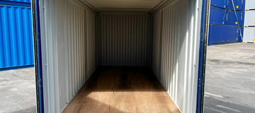 www.hz-containers.com www.hz-kontejnery.cz Új raktárkonténereket, lakókonténereket, Tengeri konténer 6 m, hajókonténer 12 m, LAKÓKONTÉNEREK, www.confoot.cz 3