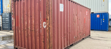 www.hz-containers.com www.hz-kontejnery.cz Új raktárkonténereket, lakókonténereket, Tengeri konténer 6 m, hajókonténer 12 m, LAKÓKONTÉNEREK, www.confoot.cz 4