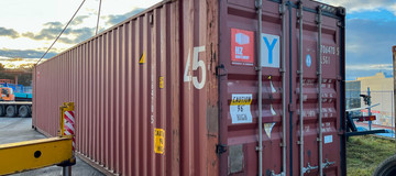 www.hz-containers.com www.hz-kontejnery.cz Nous vendons également des conteneurs de stockage neufs, conteneur maritime, ONTENEDORES FRIGORÍFICOS, www.confoot.cz 6