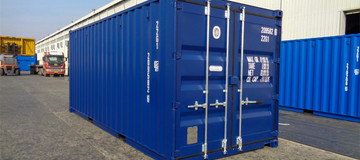 www.hz-containers.com www.hz-kontejnery.cz Új raktárkonténereket, lakókonténereket, Tengeri konténer 6 m, hajókonténer 12 m, LAKÓKONTÉNEREK, www.confoot.cz 2