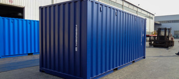 www.hz-containers.com www.hz-kontejnery.cz Új raktárkonténereket, lakókonténereket, Tengeri konténer 6 m, hajókonténer 12 m, LAKÓKONTÉNEREK, www.confoot.cz 4