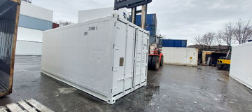 www.hz-containers.com www.hz-kontejnery.cz Nous vendons également des conteneurs de stockage neufs, conteneur maritime, ONTENEDORES FRIGORÍFICOS, www.confoot.cz 1
