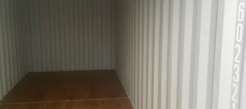 www.hz-containers.com www.hz-kontejnery.cz Új raktárkonténereket, lakókonténereket, Tengeri konténer 6 m, hajókonténer 12 m, LAKÓKONTÉNEREK, www.confoot.cz 2