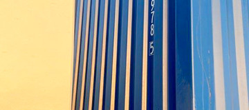 www.hz-containers.com www.hz-kontejnery.cz Új raktárkonténereket, lakókonténereket, Tengeri konténer 6 m, hajókonténer 12 m, LAKÓKONTÉNEREK, www.confoot.cz 