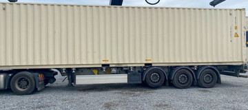 www.hz-containers.com www.hz-kontejnery.cz Új raktárkonténereket, lakókonténereket, Tengeri konténer 6 m, hajókonténer 12 m, LAKÓKONTÉNEREK, www.confoot.cz 2