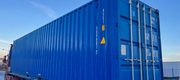 www.hz-containers.com www.hz-kontejnery.cz Új raktárkonténereket, lakókonténereket, Tengeri konténer 6 m, hajókonténer 12 m, LAKÓKONTÉNEREK, www.confoot.cz 14